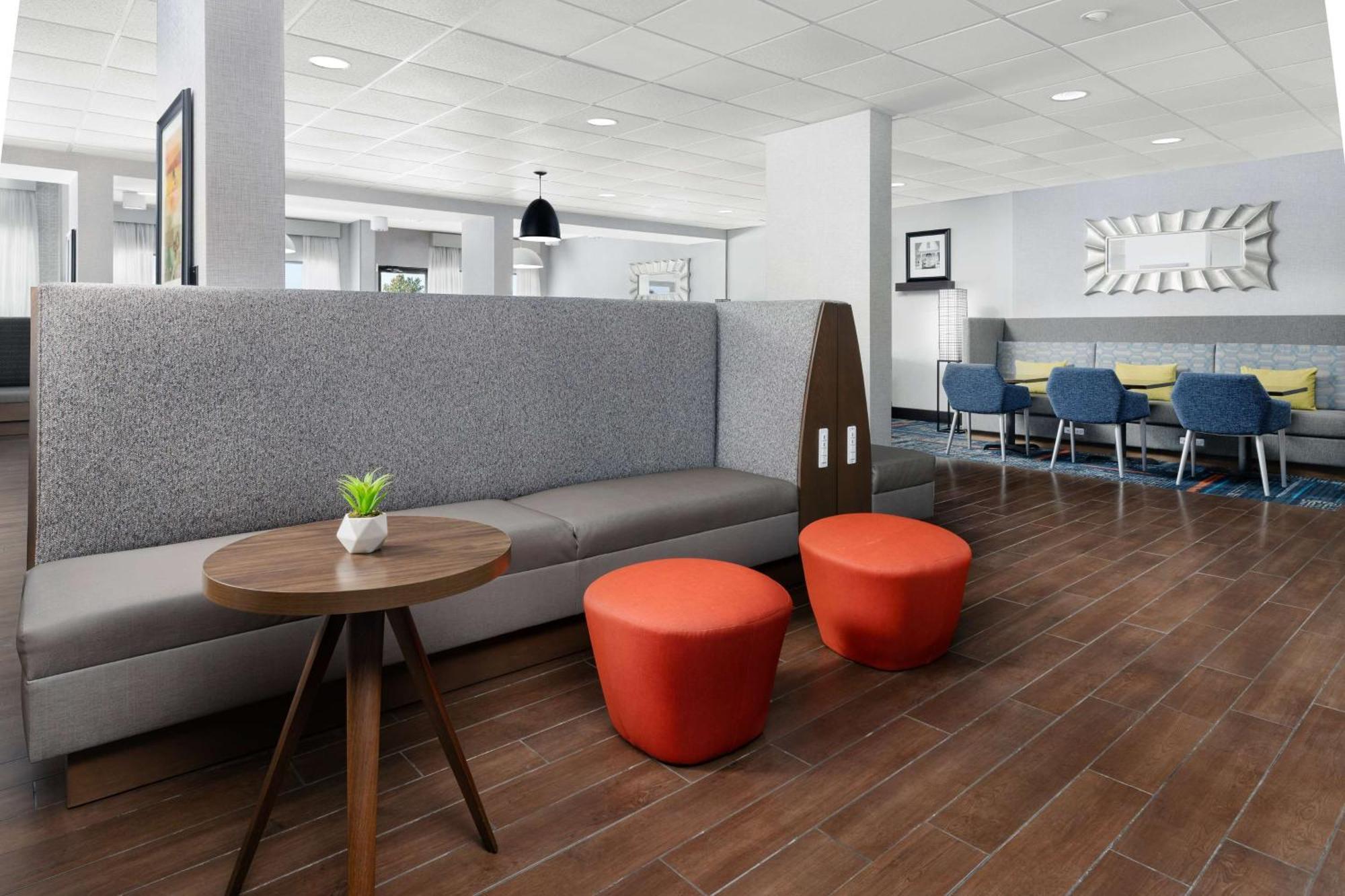 Hampton Inn Memphis-Walnut Grove/Baptist East Екстериор снимка