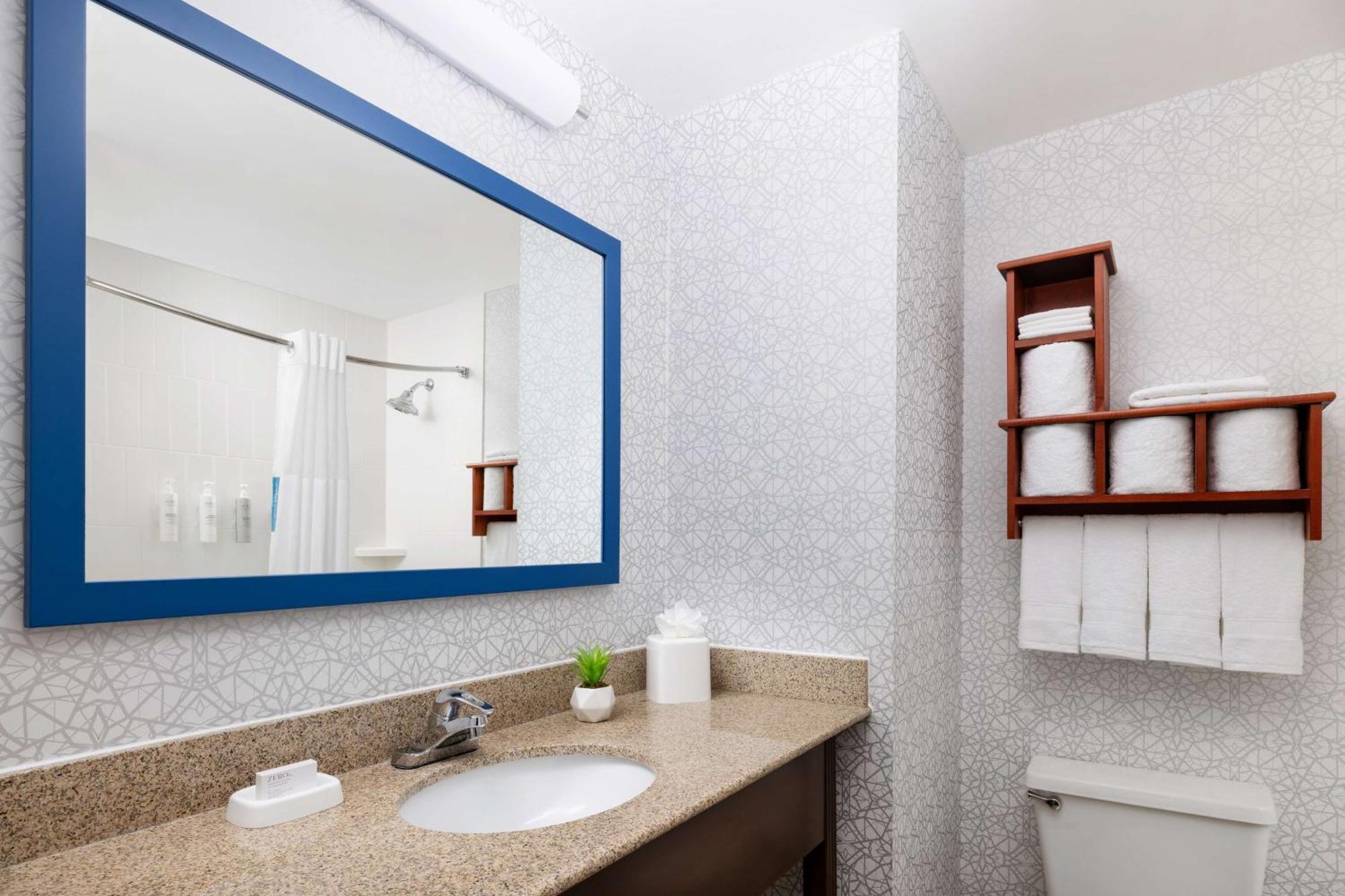 Hampton Inn Memphis-Walnut Grove/Baptist East Екстериор снимка