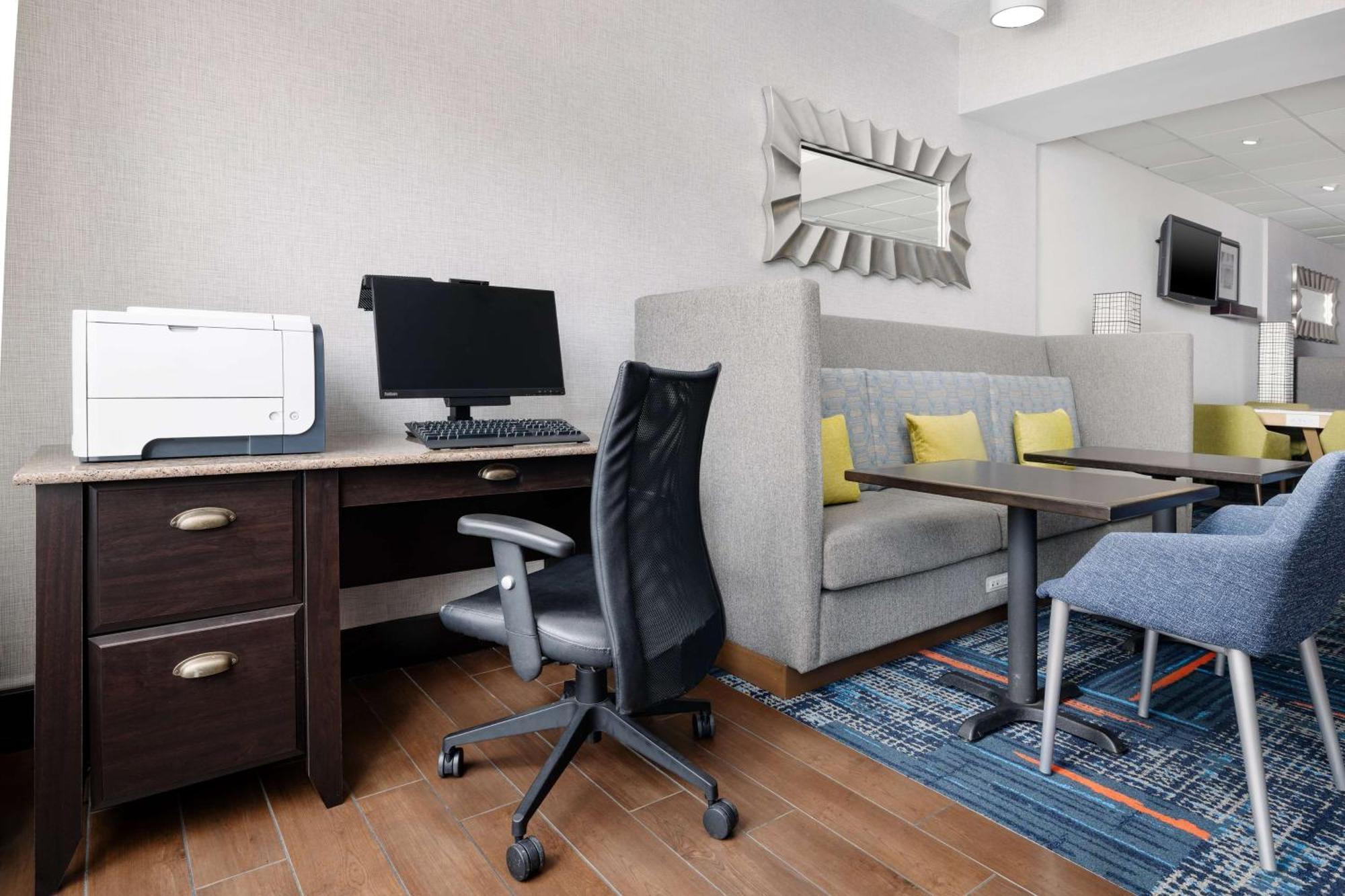 Hampton Inn Memphis-Walnut Grove/Baptist East Екстериор снимка