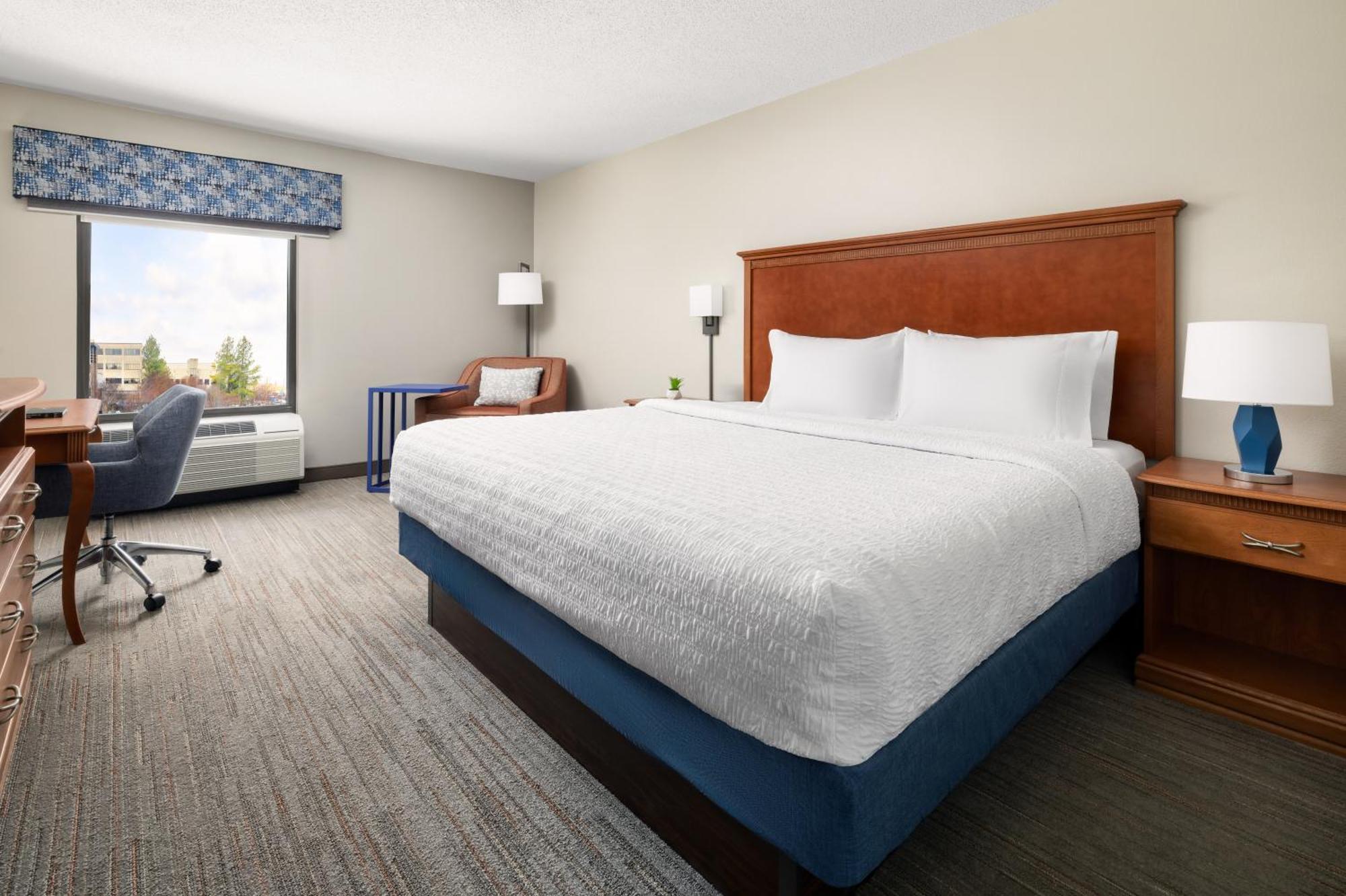 Hampton Inn Memphis-Walnut Grove/Baptist East Екстериор снимка