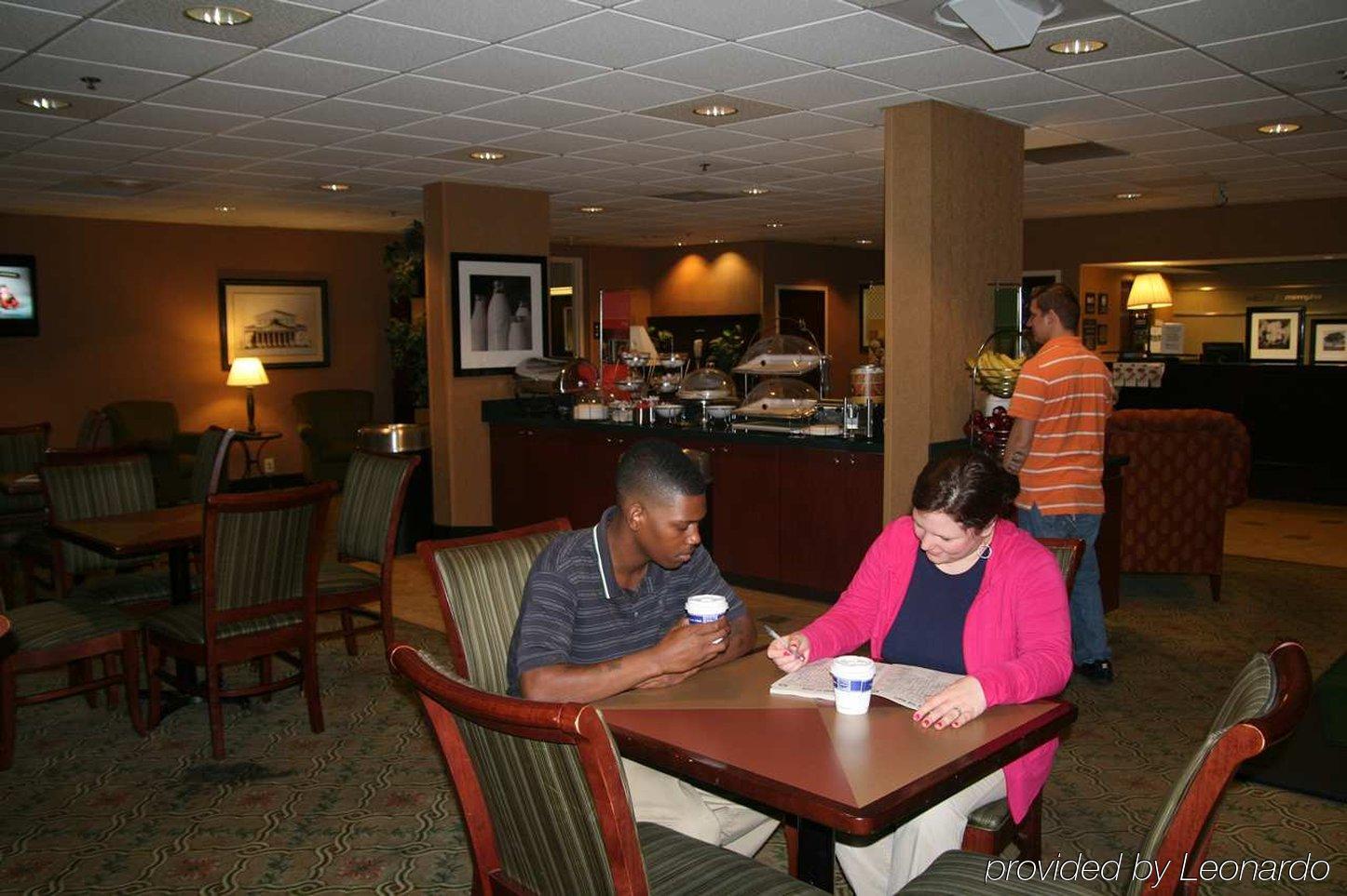 Hampton Inn Memphis-Walnut Grove/Baptist East Ресторант снимка