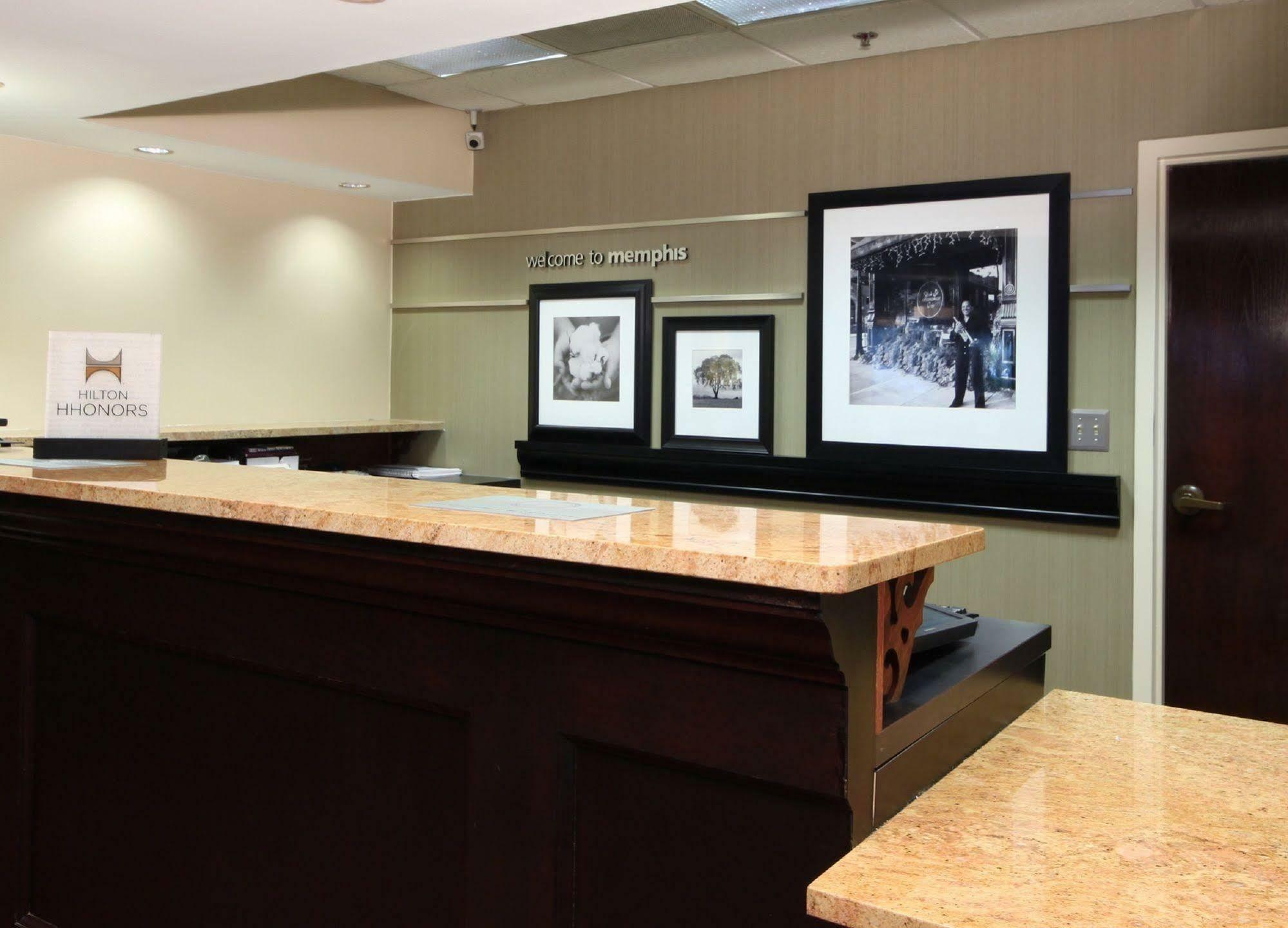 Hampton Inn Memphis-Walnut Grove/Baptist East Екстериор снимка